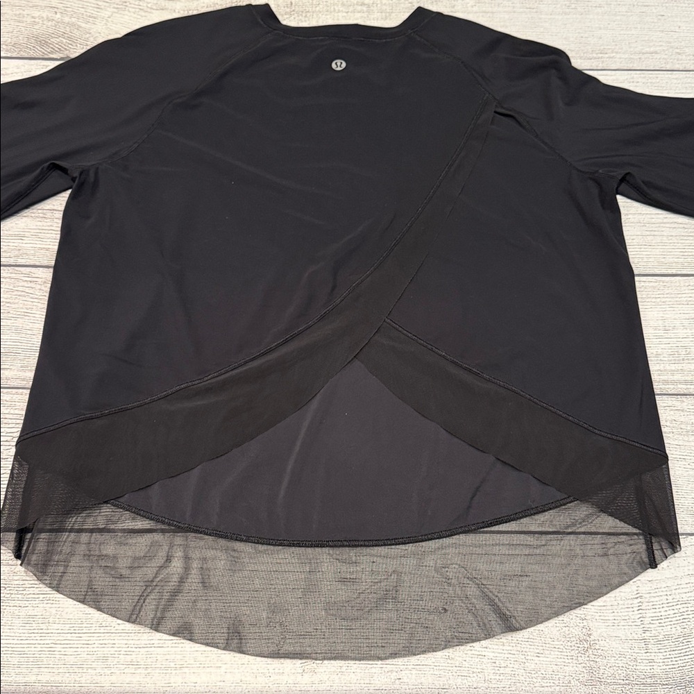 🍋Women’s Lululemon Quick Pace Long Sleeve size 6 black🍋 - Picture 10 of 15